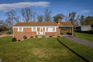 211 Pear St, Harrisonburg, VA 22801 - Photo 1