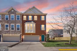 10226 Fountain Cir, Manassas, VA 20110 - Photo 1