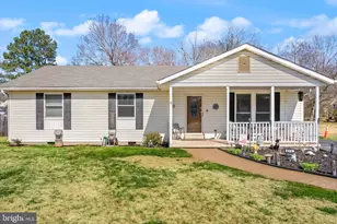 10141 Grist Mill Ct, Manassas, VA 20110 - Photo 1