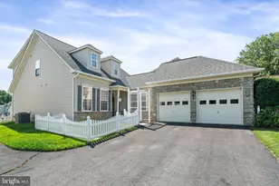 9405 Primrose Ln, Manassas Park, VA 20111 - Photo 1