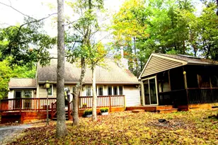 17 Davis Ct, Basye, VA 22810 - Photo 1