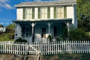 14065 S Middle Rd, Edinburg, VA 22824 - Photo 1