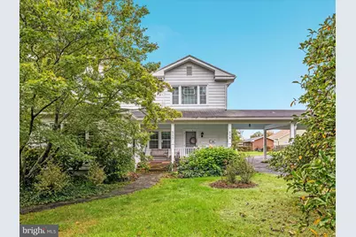 517 W Locust Street, Woodstock, VA 22664 - Photo 1