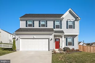 77 Signal Knob Cottage Dr, Strasburg, VA 22657 - Photo 1