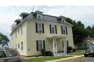 303 Shenandoah Ave, Edinburg, VA 22824 - Photo 1