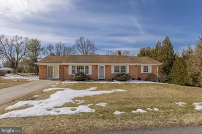 623 W Spring Street, Woodstock, VA 22664 - Photo 1