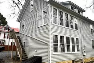 201 Capon St, Strasburg, VA 22657 - Photo 1