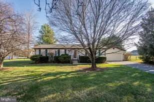 60 Marguerite Dr, Toms Brook, VA 22660 - Photo 1