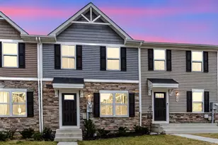 307 Williams St, Strasburg, VA 22657 - Photo 1