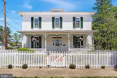 394 W King Street, Strasburg, VA 22657 - Photo 1