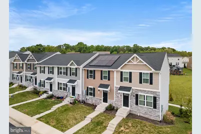 102 Spring Place, Strasburg, VA 22657 - Photo 1