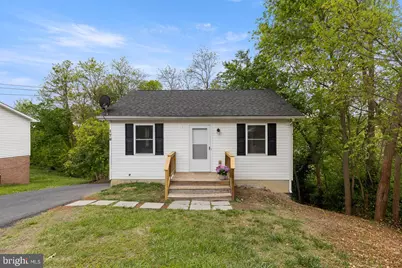 176 N Place Lane, Strasburg, VA 22657 - Photo 1