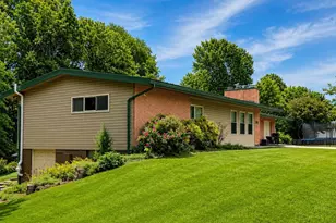 110 Comer St, Edinburg, VA 22824 - Photo 1
