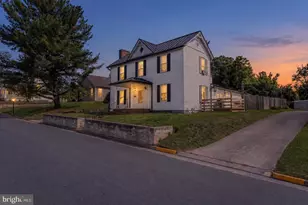 420 W Spring St, Woodstock, VA 22664 - Photo 1