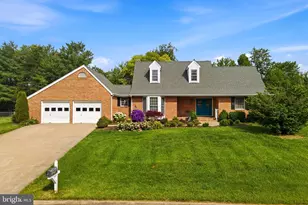 415 Kern St, Woodstock, VA 22664 - Photo 1