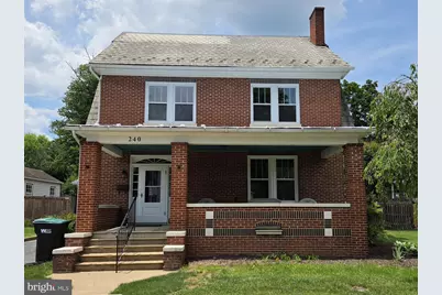 240 S Holliday Street, Strasburg, VA 22657 - Photo 1