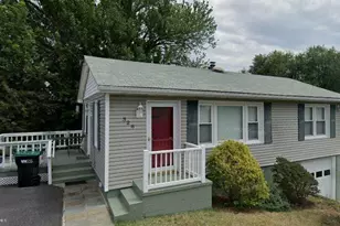 328 Lee St, Strasburg, VA 22657 - Photo 1