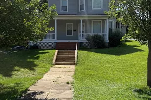 423 S Main St, Woodstock, VA 22664 - Photo 1