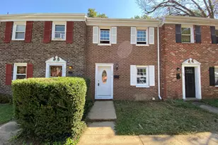 534 Olde Greenwich Cir, Fredericksburg, VA 22408 - Photo 1