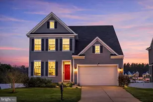 6317 Courtland Park Dr, Fredericksburg, VA 22407 - Photo 1
