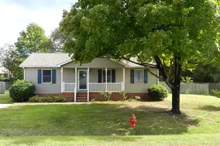 206 Gerber Dr, Fredericksburg, VA 22408 - Photo 1