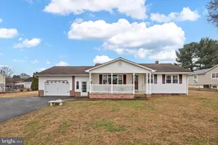 114 Hamilton St, Fredericksburg, VA 22408 - Photo 1