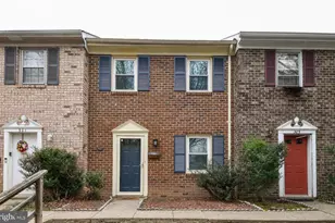 303 Olde Greenwich Dr, Fredericksburg, VA 22408 - Photo 1