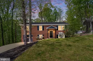 10704 Ann Davis Dr, Fredericksburg, VA 22408 - Photo 1