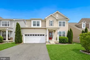 1725 Hudgins Farm Cir, Fredericksburg, VA 22408 - Photo 1