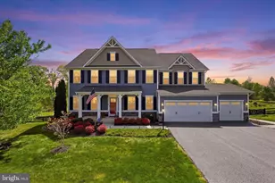 7804 Hermitage Dr, Fredericksburg, VA 22407 - Photo 1