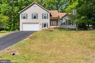 11704 Exeter Ct, Fredericksburg, VA 22408 - Photo 1