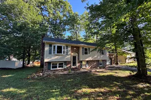 10608 Holleybrooke Dr, Spotsylvania, VA 22553 - Photo 1