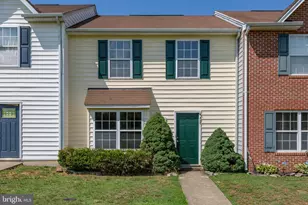 327 Ellery Ct, Fredericksburg, VA 22408 - Photo 1