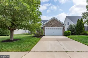 5705 W Kesslers Crossing, Fredericksburg, VA 22407 - Photo 1