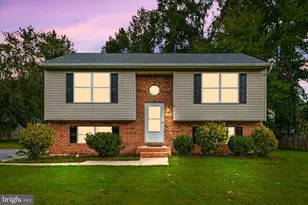 10814 Peach Tree Dr, Fredericksburg, VA 22407 - Photo 1