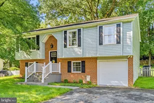 6810 Estate Ln, Fredericksburg, VA 22407 - Photo 1