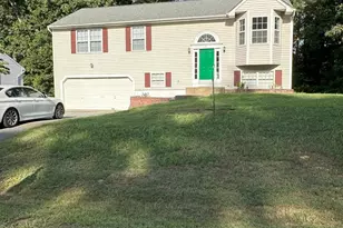 21 Myrtle Rd, Fredericksburg, VA 22405 - Photo 1