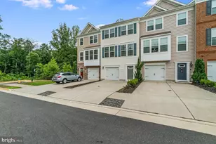 322 Tree Line Dr, Fredericksburg, VA 22405 - Photo 1