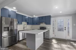 5 Breezy Hill Dr, Stafford, VA 22556 - Photo 1