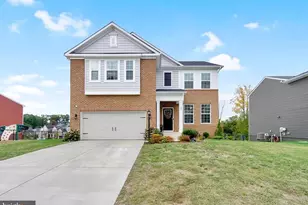 27 Port View Dr, Fredericksburg, VA 22405 - Photo 1