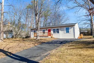 10 Rosewood St, Fredericksburg, VA 22405 - Photo 1