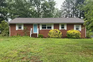 802 Payton Dr, Fredericksburg, VA 22405 - Photo 1