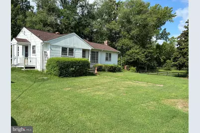 24 Virginia Avenue, Fredericksburg, VA 22405 - Photo 1