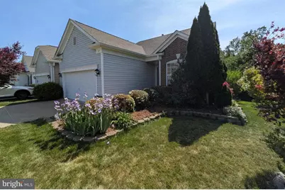 27 Hanover Court, Fredericksburg, VA 22406 - Photo 1