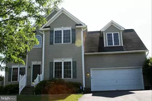 4 Rochelle Ct, Fredericksburg, VA 22405 - Photo 1