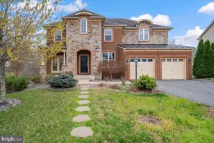 88 Coachman Cir, Stafford, VA 22554 - Photo 1