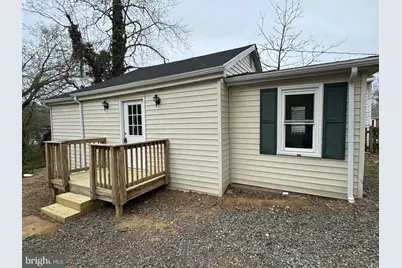 243 Cambridge Street, Fredericksburg, VA 22405 - Photo 1