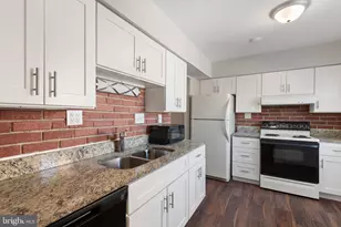37 Bristol Ct, Stafford, VA 22556 - Photo 1