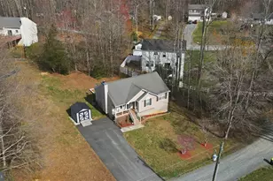 145 Holly Dr, Stafford, VA 22556 - Photo 1