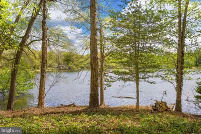 1070 Lakeview Dr, Stafford, VA 22556 - Photo 1